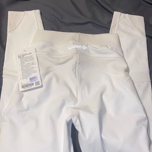 Lululemon new ambition tight leggings